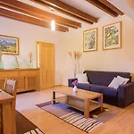 Daire Central Apartmany
